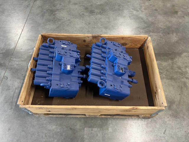 Rexroth - mh2wh 22 b03f1x/006l3m11 (r901012398) - hydraulisch ventielblok / stuurventiel (2x) - afbeelding 7 van  9
