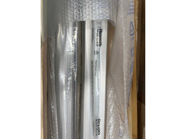 Rexroth - partij lineaire geleidingen / aluminium profielen – diverse lengtes - afbeelding 4 van  4