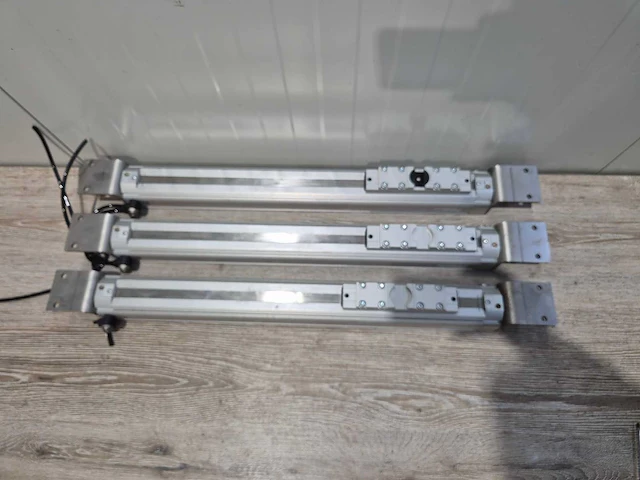 Rexroth - pneumatische actuator (3x) - afbeelding 1 van  7