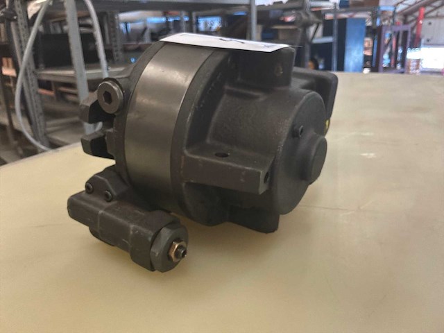 Rexroth a10vso hydromotor met drukbuffer - afbeelding 5 van  7