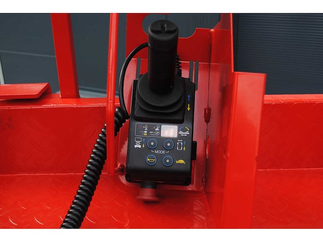 Rexus - ld-sc06 - hoogwerker - schaarhoogwerker - afbeelding 6 van  8