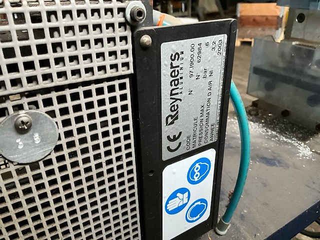 Reynaers pneumatische stansmachines - afbeelding 5 van  6