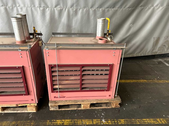 Reznor euro-t 2075 gasheater (2x) - afbeelding 2 van  7