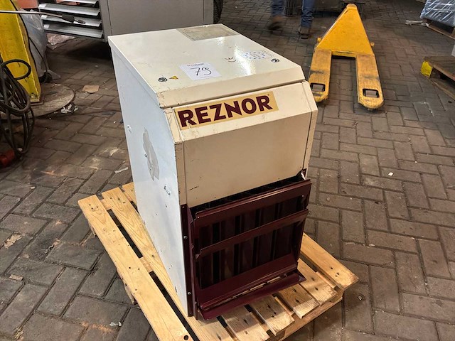 Reznor udsa 015-2 gasgestookte kachel - afbeelding 4 van  4
