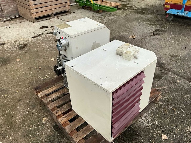 Reznor udsa 015-2/025-2 gaskachel (2x) - afbeelding 8 van  10