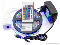 Rgb led strip 5m – complete kit met afstandsbediening en adapter (x10) - afbeelding 1 van  5