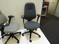 Rh - moreo 300 - bureaustoel - afbeelding 1 van  2