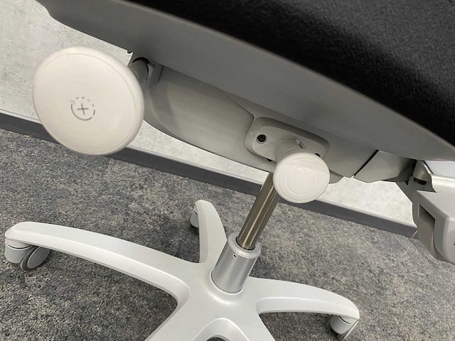 Rh mereo - ergonomische bureaustoel - afbeelding 4 van  15