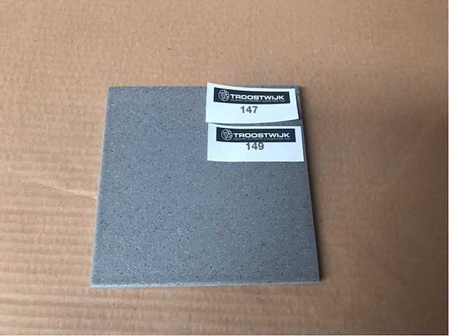 Rhein grijs mat 15x15 cm tegel 35,25 m² - afbeelding 1 van  3