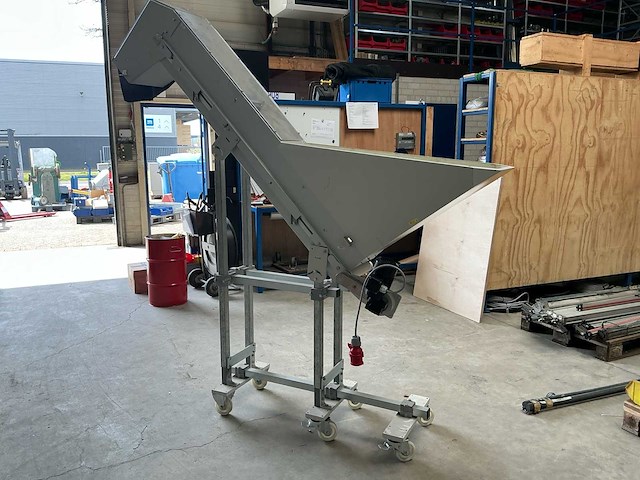 Rhein-nadel automation opvoerband - afbeelding 4 van  5