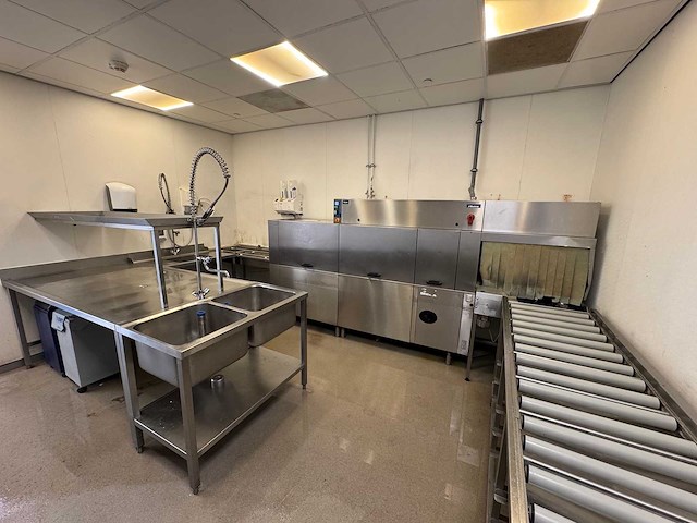 Rhima - wd-243 - complete spoelkeuken met korventransportmachine - afbeelding 1 van  17