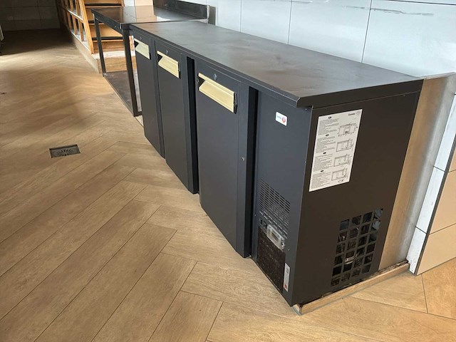 Rhima dr60 professionele spoelkeuken met rvs werkbanken - afbeelding 15 van  28