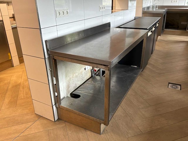 Rhima dr60 professionele spoelkeuken met rvs werkbanken - afbeelding 21 van  28