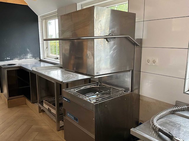 Rhima dr60 professionele spoelkeuken met rvs werkbanken - afbeelding 28 van  28