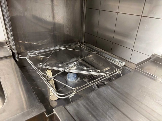 Rhima dr70 korvenvaatwasmachine - afbeelding 6 van  10