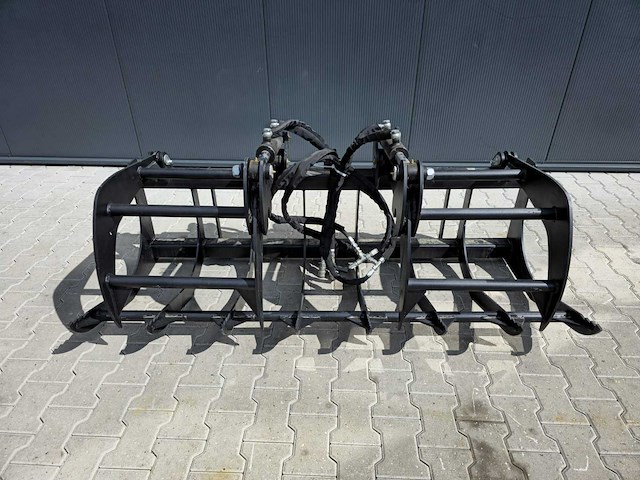 Rhino-cross - hydraulische 72'' forkgrapple voor gras - hd72fggr - voorzetapparatuur - afbeelding 3 van  7