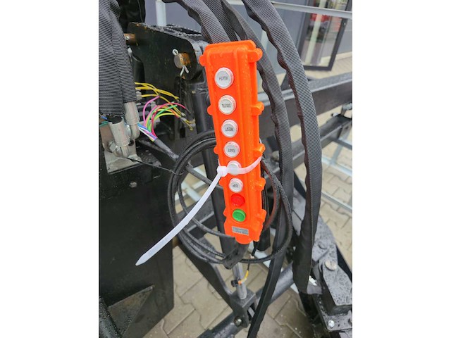 Rhino-cross - land leveler grader 243cm ten behoeve van schranklader - 003-044-83-001a - voorzetapparatuur - afbeelding 5 van  18