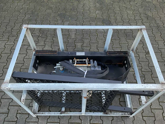 Rhino-cross 3 ton skid steer logging winch schranklader - afbeelding 4 van  12
