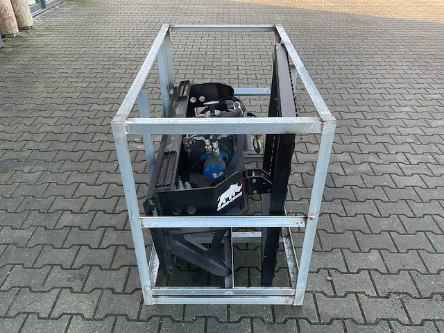 Rhino-cross 3 ton skid steer logging winch schranklader - afbeelding 11 van  12