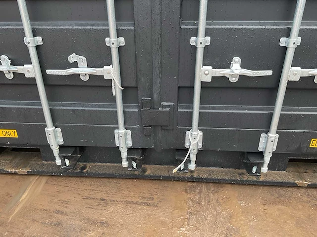 Rhino-cross 40ft high cube full opening doors zeecontainer - afbeelding 12 van  14