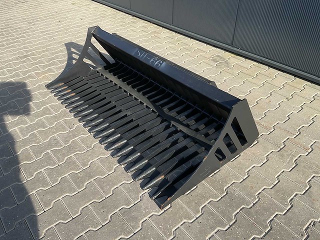 Rhino-cross-attachment rock bucket sh-66 schranklader - afbeelding 1 van  3