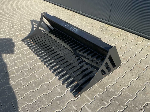 Rhino-cross-attachment rock bucket sh-66 schranklader - afbeelding 1 van  9