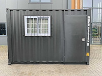 Rhino-cross-containers 12ft mini container met deur en raam - afbeelding 7 van  17