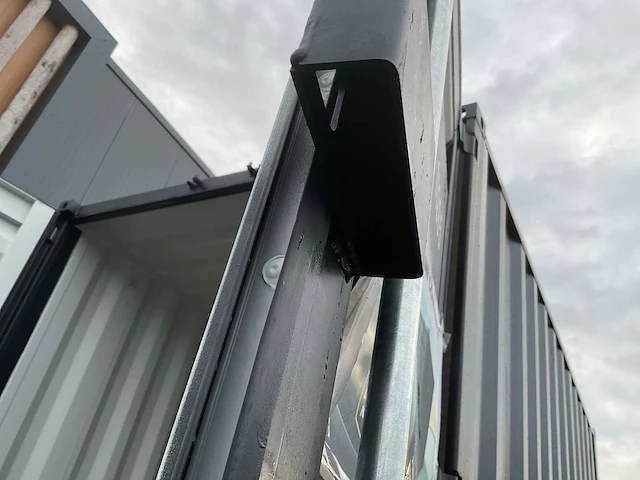 Rhino-cross-containers 12ft zeecontainer - afbeelding 9 van  13