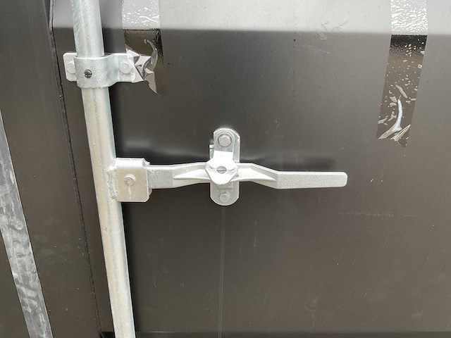 Rhino-cross-containers 14ft mini container met deur en raam - afbeelding 6 van  20