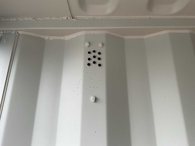 Rhino-cross-containers 14ft mini container met deur en raam - afbeelding 1 van  8