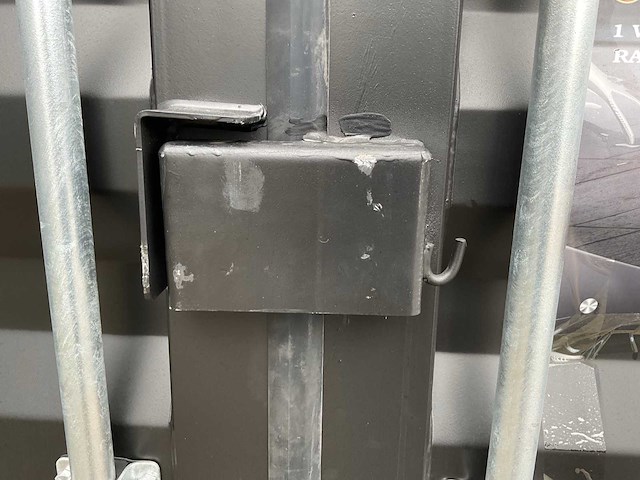 Rhino-cross-containers 14ft mini container met deur en raam - afbeelding 3 van  8