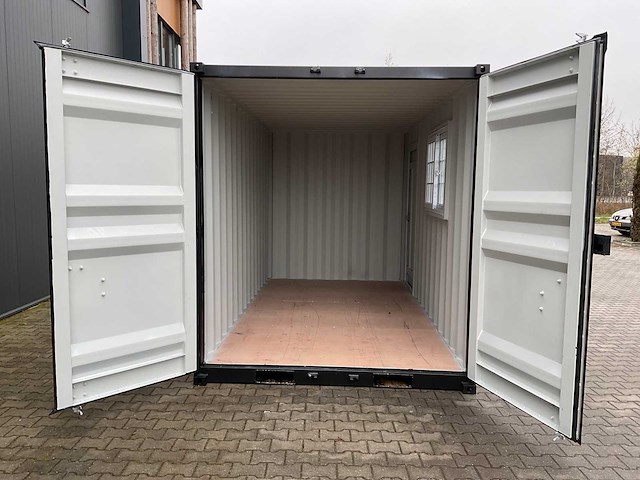 Rhino-cross-containers 14ft mini container met deur en raam - afbeelding 8 van  8