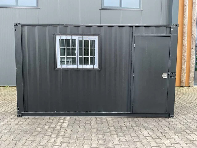 Rhino-cross-containers 14ft mini container met deur en raam - afbeelding 12 van  20