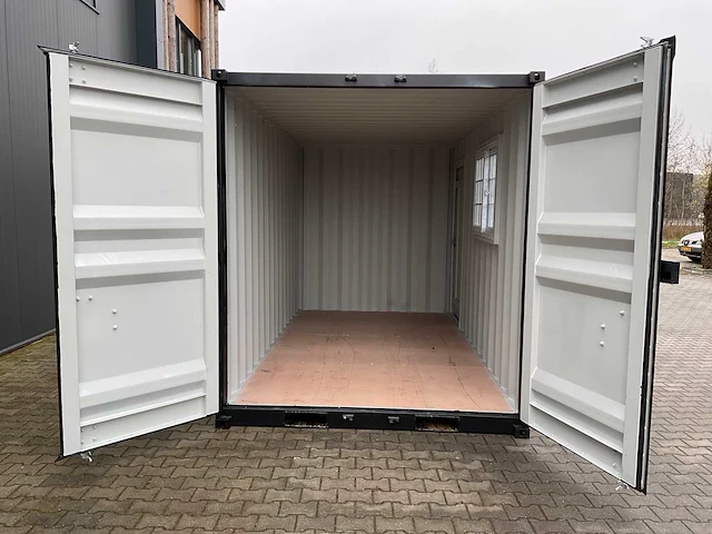Rhino-cross-containers 14ft mini container met deur en raam - afbeelding 19 van  20