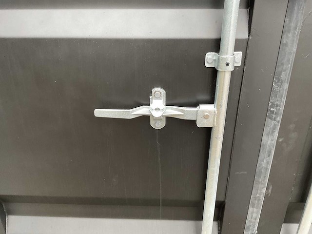 Rhino-cross-containers 16ft mini container met deur en raam - afbeelding 3 van  15