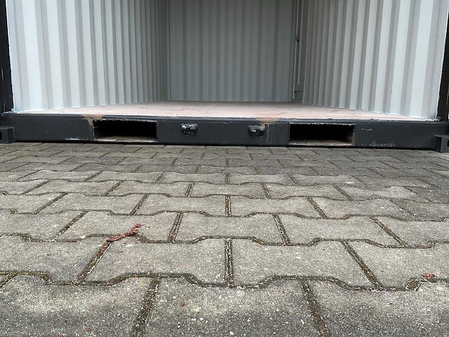Rhino-cross-containers 16ft mini container met deur en raam - afbeelding 3 van  20