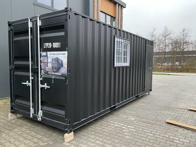 Rhino-cross-containers 20ft mini container met deur en raam - afbeelding 1 van  20