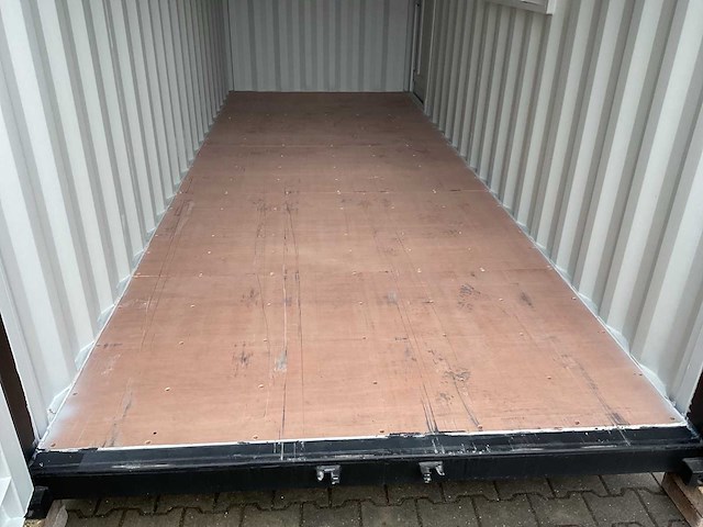 Rhino-cross-containers 20ft mini container met deur en raam - afbeelding 4 van  19