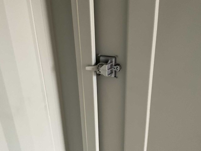 Rhino-cross-containers 20ft mini container met deur en raam - afbeelding 9 van  22