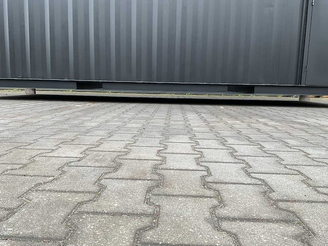 Rhino-cross-containers 20ft mini container met deur en raam - afbeelding 1 van  5