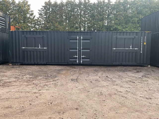 Rhino-cross-containers 40 ft high cube zeecontainer met 2 ramen en 1 minideur - afbeelding 1 van  12