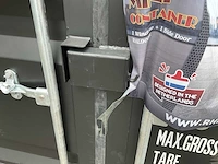 Rhino-cross-containers 7ft mini container met deur en raam - afbeelding 8 van  22
