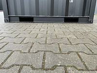 Rhino-cross-containers 7ft mini container met deur en raam - afbeelding 9 van  9