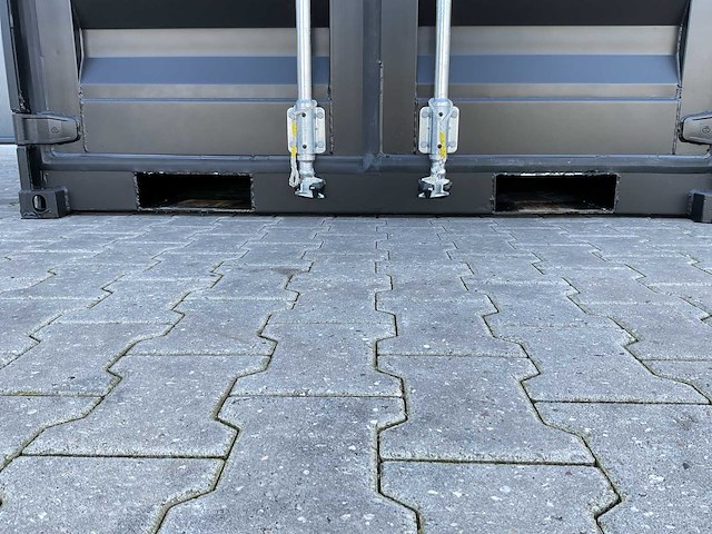 Rhino-cross-containers 7ft mini container - afbeelding 13 van  15