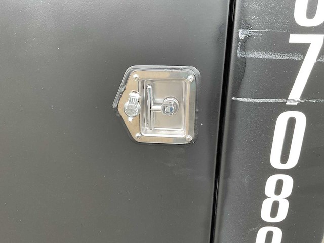 Rhino-cross-containers 8ft mini container met deur en raam - afbeelding 11 van  23