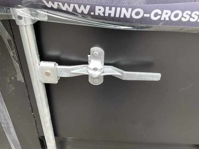 Rhino-cross-containers 8ft mini container met deur en raam - afbeelding 16 van  23