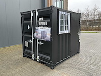 Rhino-cross-containers 8ft mini container met deur en raam