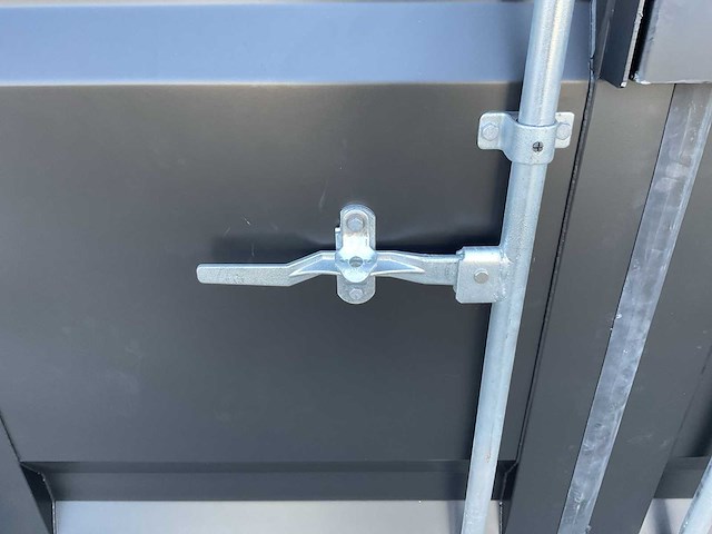 Rhino-cross-containers 8ft mini container - afbeelding 11 van  15