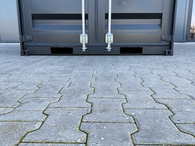 Rhino-cross-containers 8ft mini container - afbeelding 14 van  15
