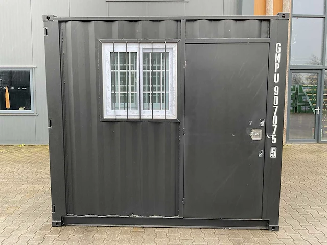 Rhino-cross-containers 9ft mini container met deur en raam - afbeelding 12 van  21